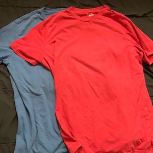 2 mens XL short sleeve t-shirts. Red and Blue.